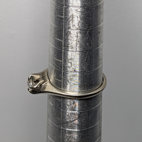 14k White Gold Solitaire Ring 0.16ct Diamond Vintage Size 6 - Picture 6 of 7